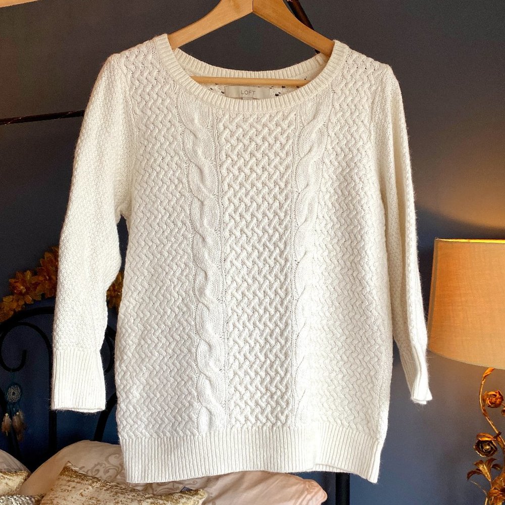 Anne Taylor Loft Cable Knit Cozy Wool Blend Crew Neck Sweater